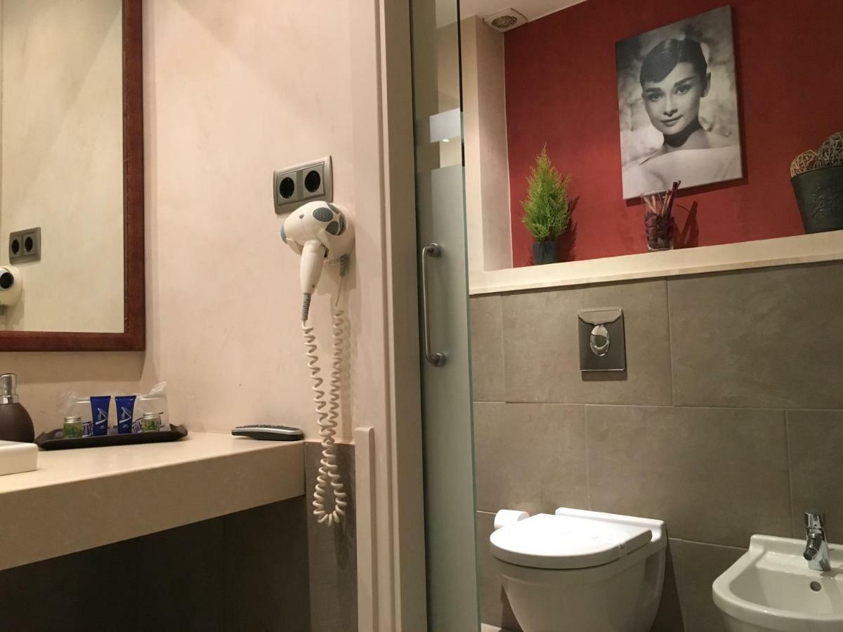 Hotel Calabria Ла-Гаррига Экстерьер фото